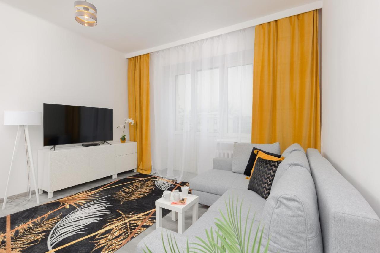 Metro Plac Wilsona Apartments Mickiewicza By Noclegi Renters Warsaw Exterior photo
