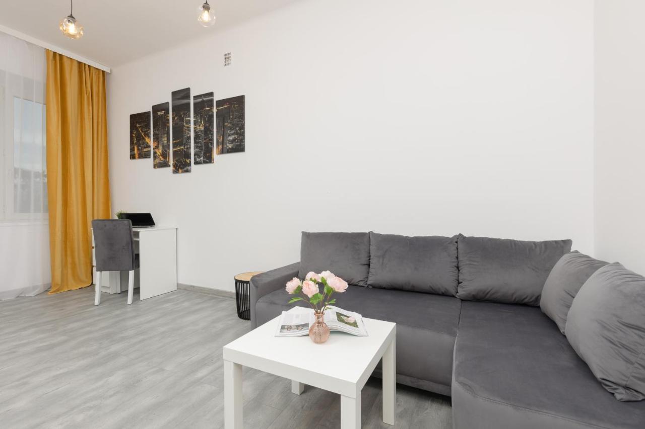 Metro Plac Wilsona Apartments Mickiewicza By Noclegi Renters Warsaw Exterior photo