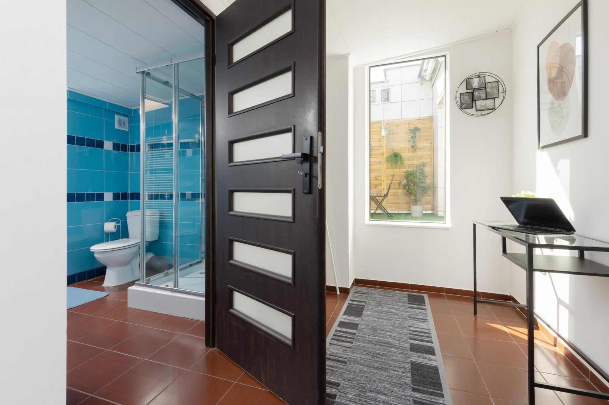 Metro Plac Wilsona Apartments Mickiewicza By Noclegi Renters Warsaw Exterior photo
